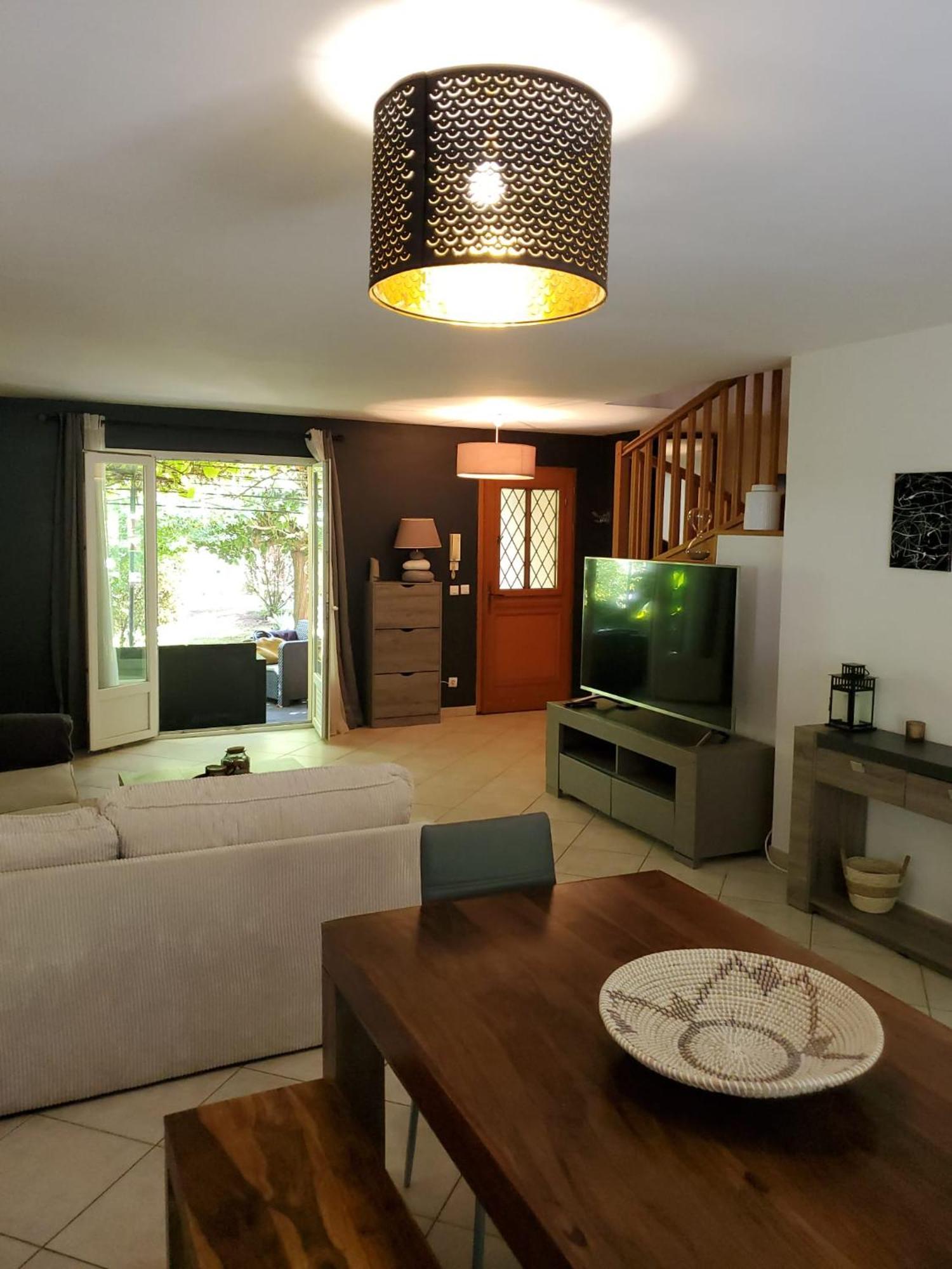 Belle Maison Sud Seine-Et-Marne Rubelles Extérieur photo